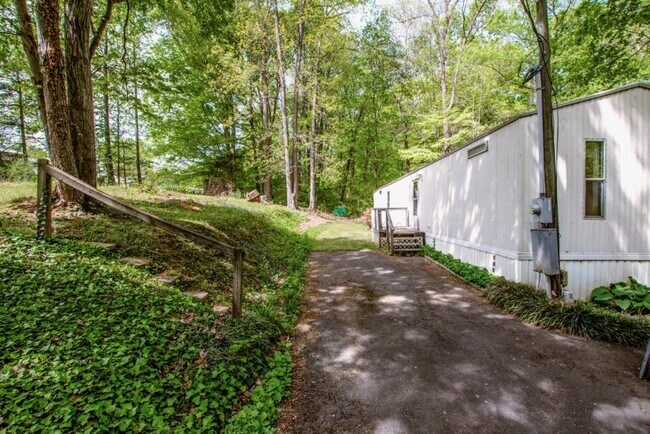 Building Photo - 7967 Caswell Rd