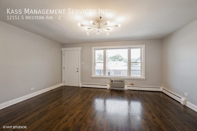 Building Photo - 12151 S Western Ave
