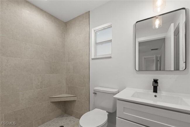 Building Photo - 8487 Jenny Cae Ln