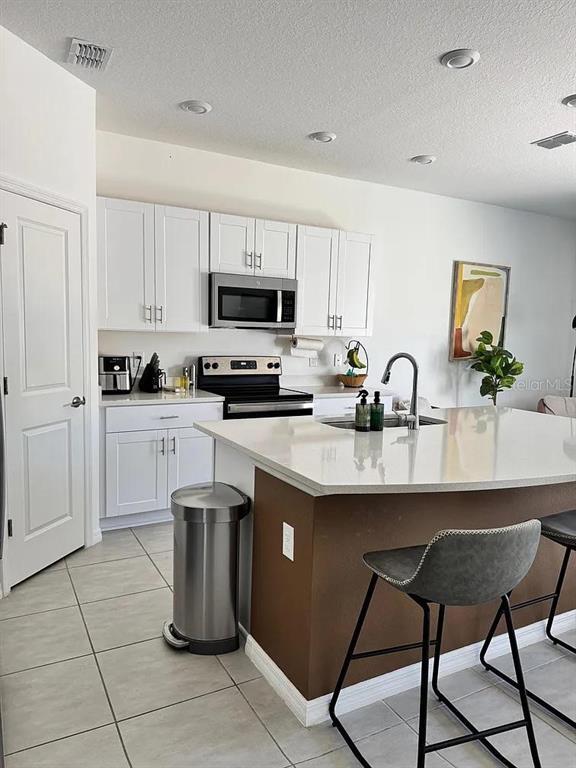 Building Photo - 1572 Swan Swim Dr