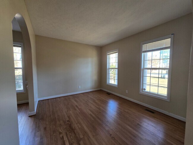 Building Photo - 36 Randolph St