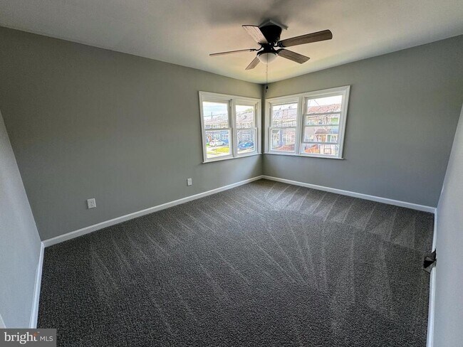 Building Photo - 1015 Alcyon Dr