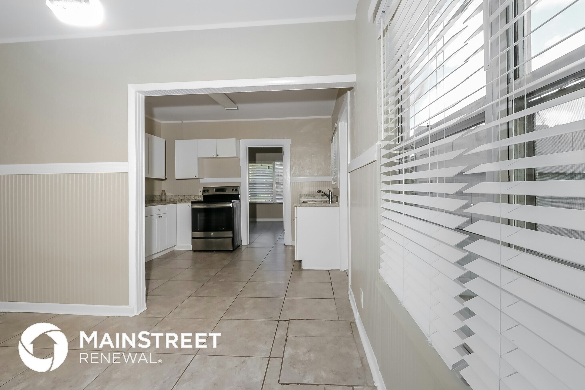 Building Photo - 733 Valley Forge Rd