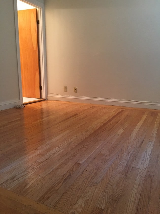 Building Photo - 49 Tingley St