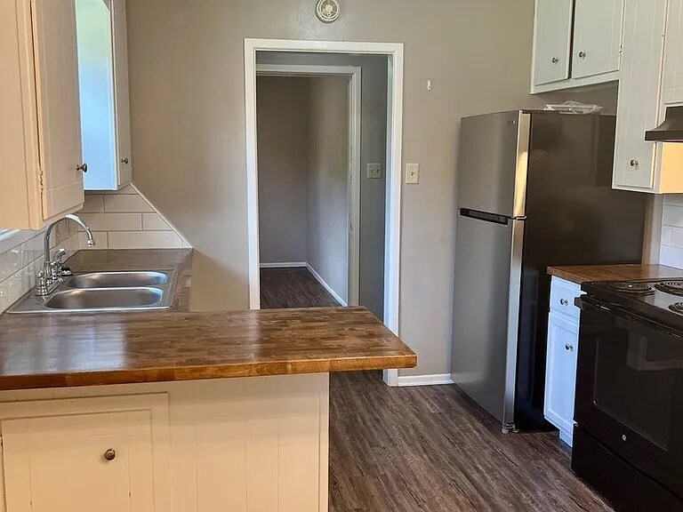 Building Photo - 4817 7th St