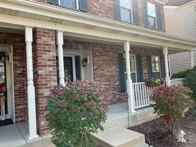 Building Photo - 0N425 Ford Dr