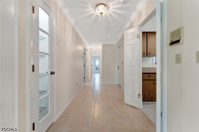 Building Photo - 1516 Sautern Dr SW