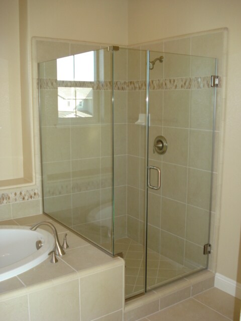 Building Photo - NICE 2 STORY 4+ BED, 3 BA, 3CAR, 3000+SQFT...