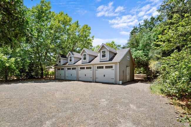 Building Photo - 7491 St Helena Hwy
