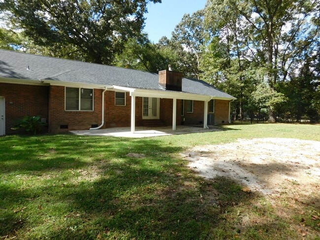 Building Photo - 278 Gatewood Dr
