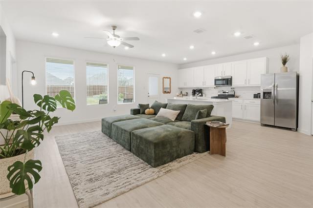 Building Photo - 7029 Black Ash Ln