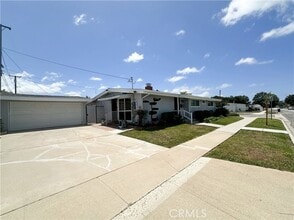 Building Photo - 2314 W 165th St