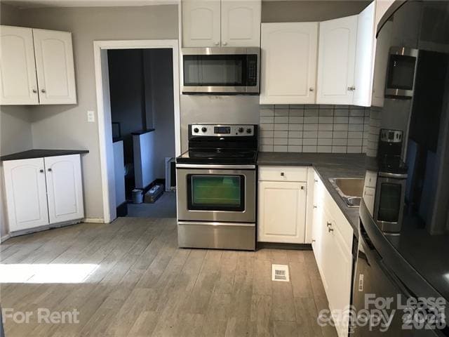 Building Photo - 5027 Baylor Dr