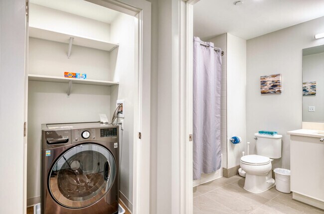 Building Photo - 1 Chestnut St