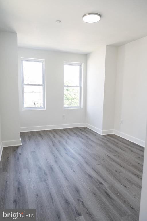 Building Photo - 723 N 40th St