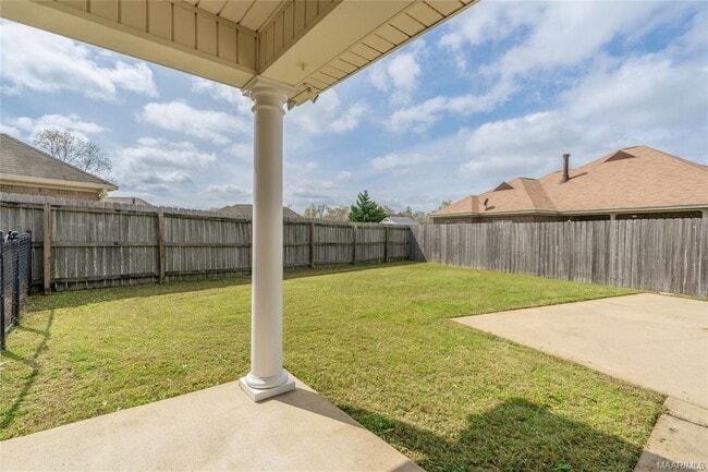 Building Photo - 8725 Lindsey Ln