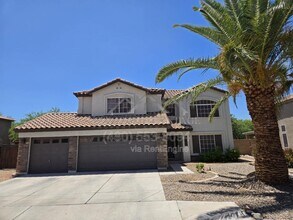 Building Photo - 1005 E Stirrup Ln