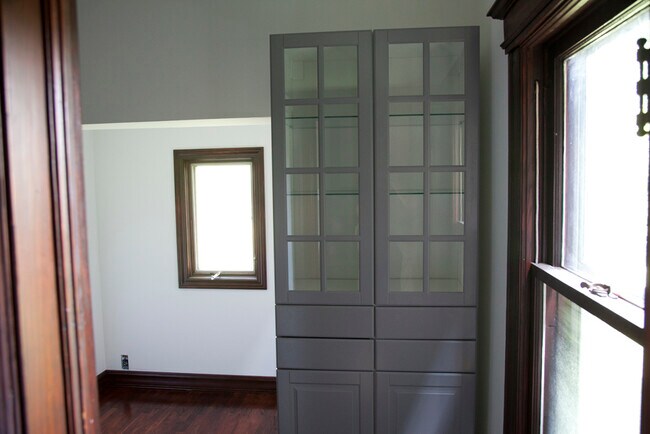 Building Photo - 3934 Avery St