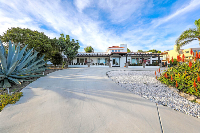 Building Photo - 30717 Palos Verdes Dr E