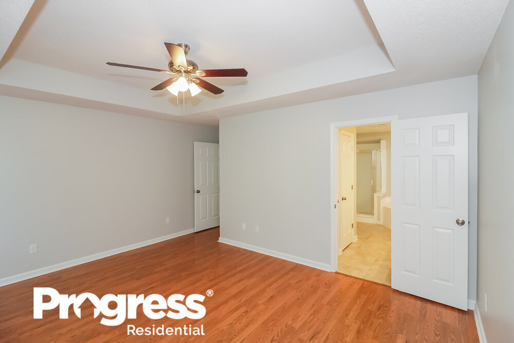 Building Photo - 1448 Carlton Ridge Dr
