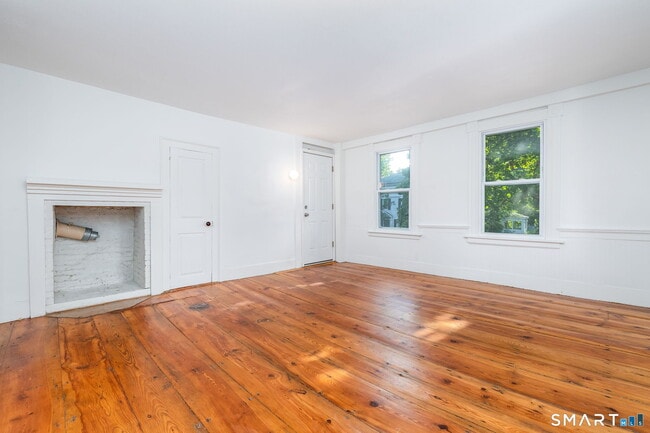 Building Photo - 858 Worthington Ridge