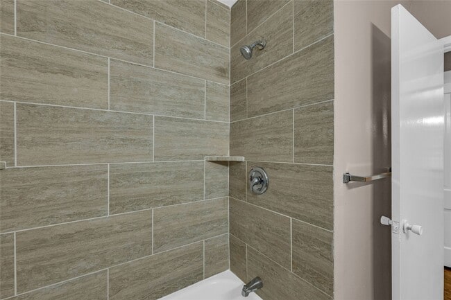 Building Photo - 4102 Ave N Ursuline St