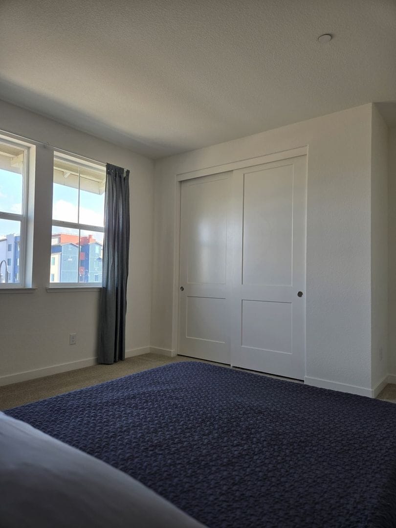 Building Photo - 2413 Village Square Blvd