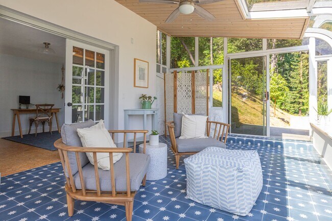 Building Photo - Fully Furnished Mount Veeder Sanctuary Home