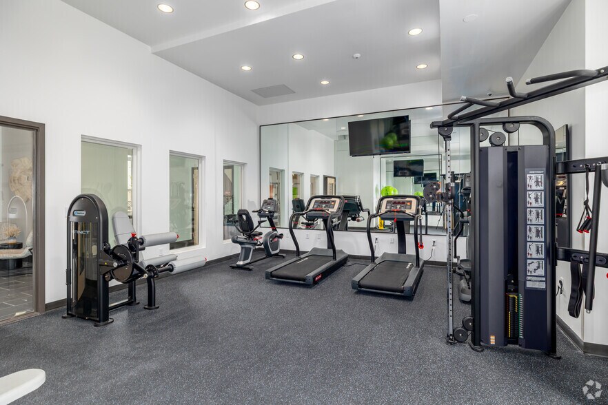 Fitness Center - Ascent at Hover Crossing