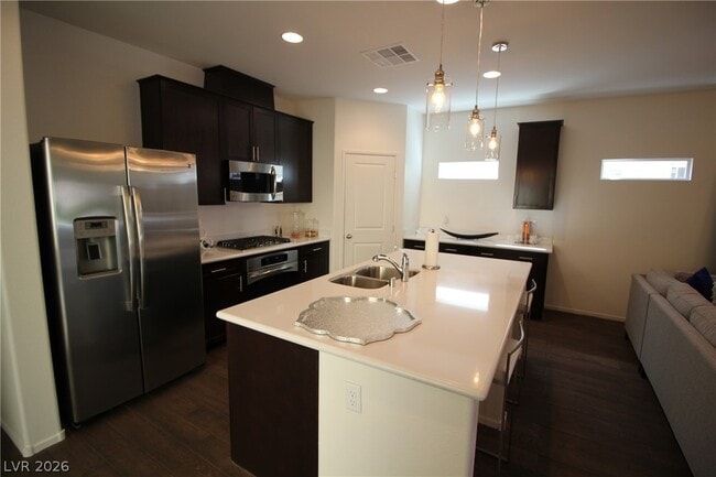 Building Photo - 10086 Emerald Edgewater Ct
