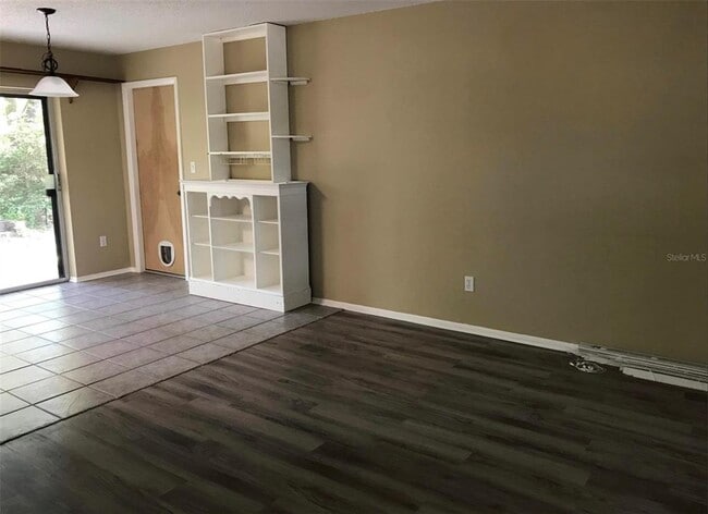 Building Photo - 4215 NW 20th Dr