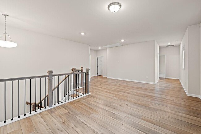 Building Photo - 4229 Brookmont Wy
