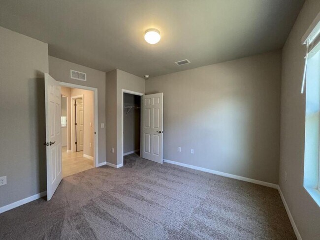 Building Photo - 3152 Cozumel Ct