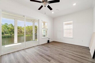 Building Photo - 232 Kara Lake Dr