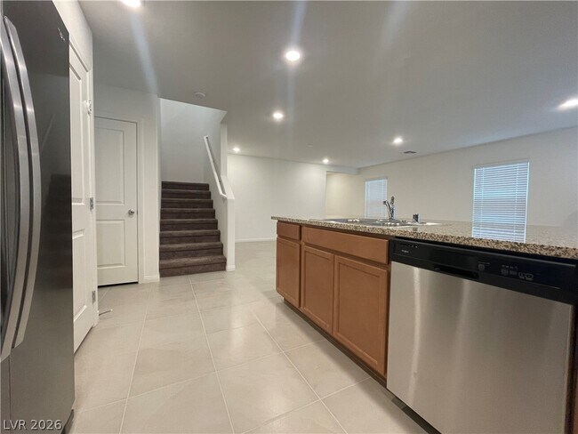 Building Photo - 9953 Cluny Ave