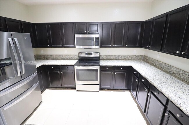 Building Photo - 9120 SW 227 Ter