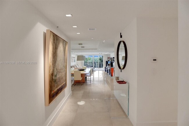 Building Photo - 3535 Hiawatha Ave