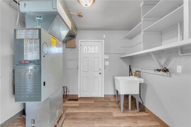 Building Photo - 17401 Wayne Dr