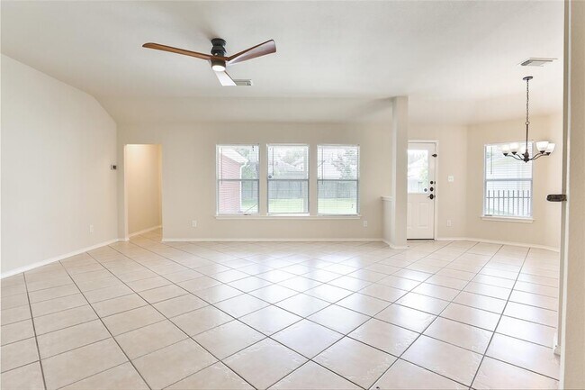 Building Photo - 26738 Abbey Springs Ln