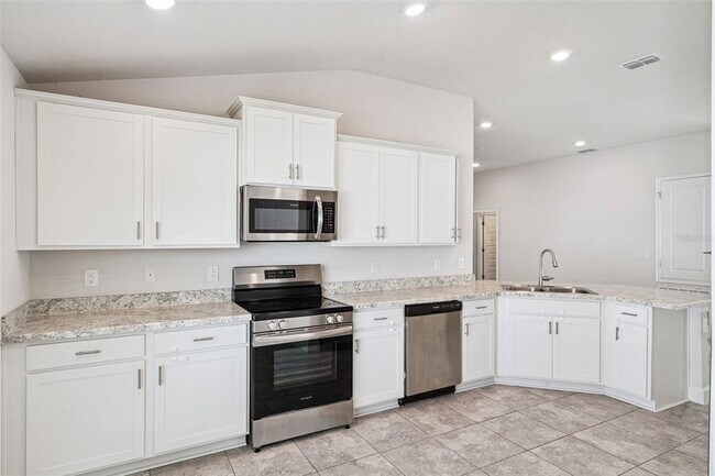 Building Photo - 2358 Friendly Confines Rd