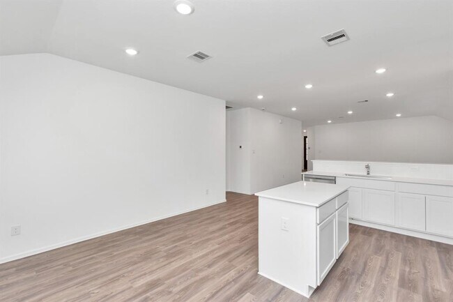 Building Photo - 2916 Cordova Hl Dr