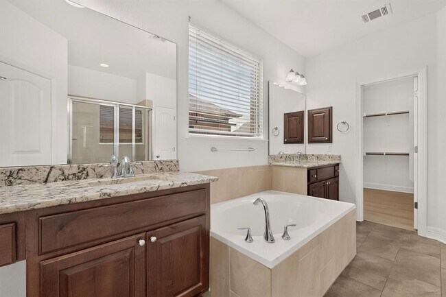 Building Photo - 105 Martino Trail