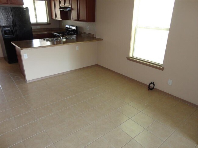 Building Photo - Impeccable Two Story Eastside Home With Re...