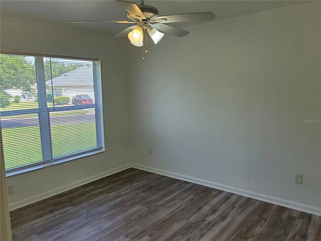 Building Photo - 5521 SW 43rd St