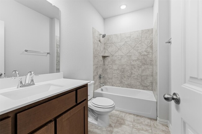 Building Photo - 3520 Columbus St