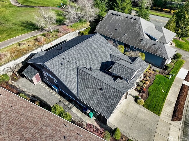 Building Photo - Spacious 2Br in Trilogy at Redmond Ridge 55+ Community