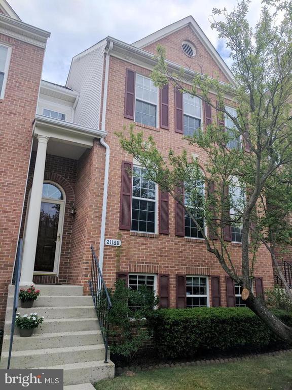 Building Photo - 21168 Millwood Square