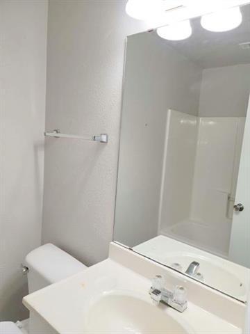 Building Photo - 114 Opal St