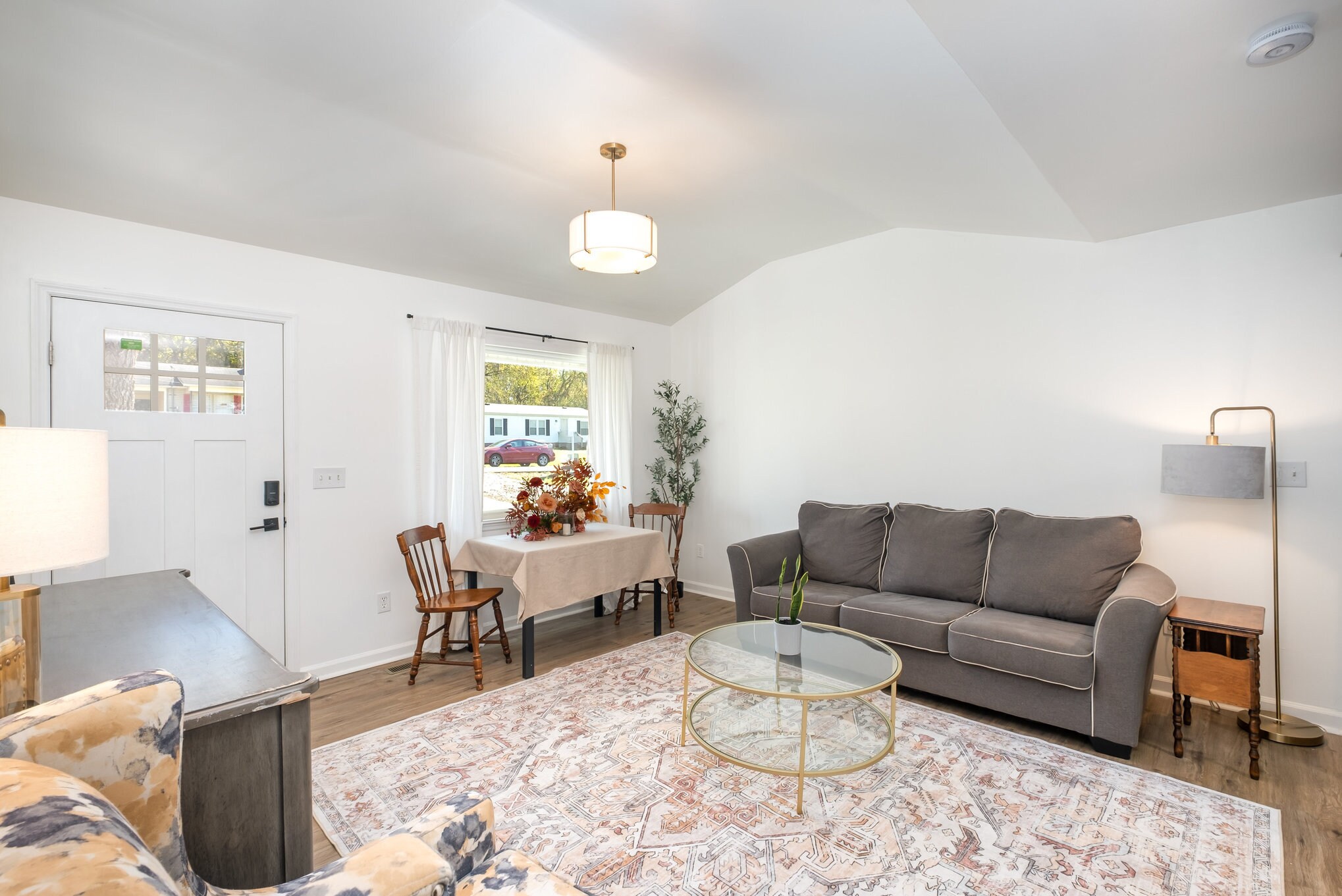 Building Photo - 209 Nowlin Dr