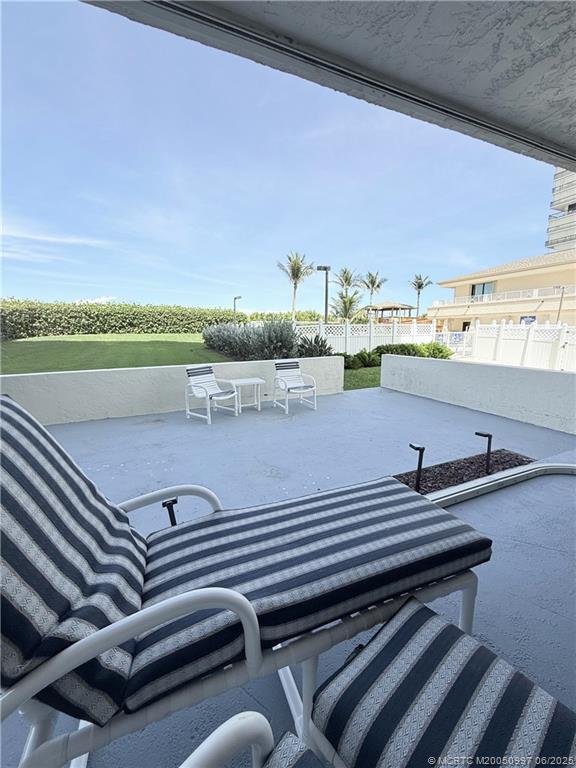 Building Photo - 10600 S Ocean Dr